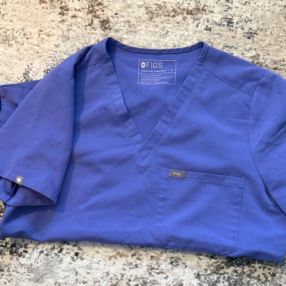 Figs Catarina purple Scrub Top